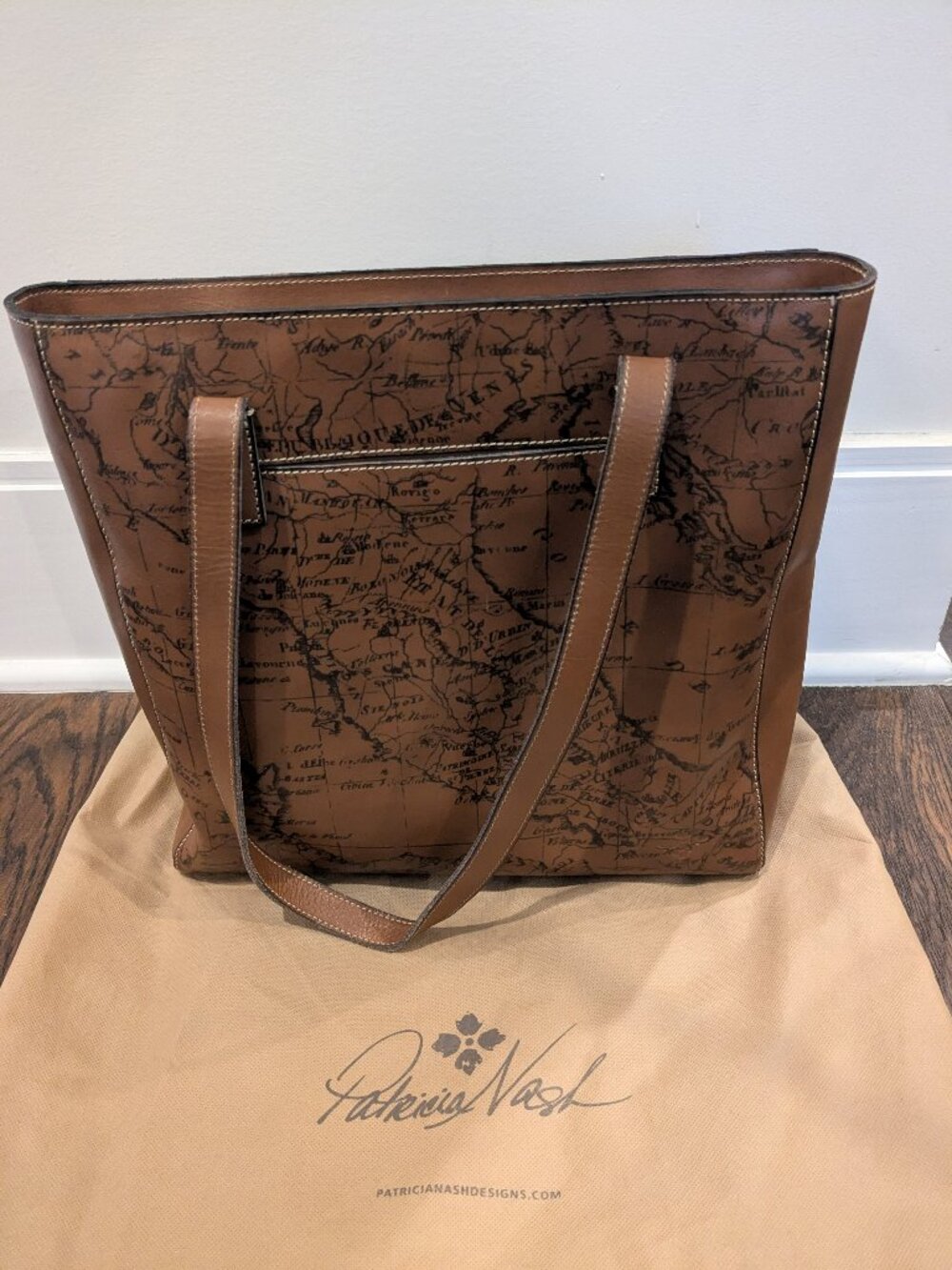 Patricia Nash Designs Leather Purse